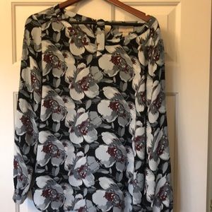 LOFT L Floral Long Sleeve Blouse